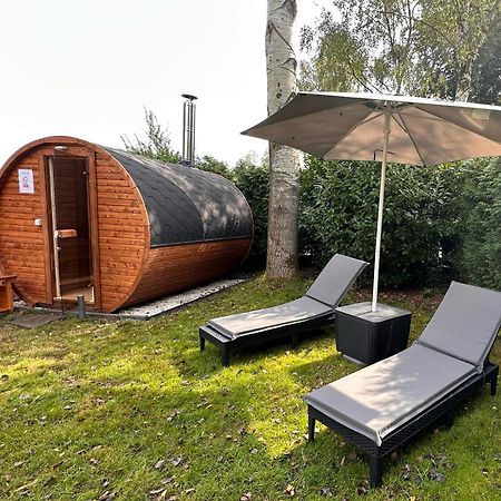 Veluwe Vakanties Chalets With Private Barrel Sauna - With Pool Bar And Restaurant Facilities In The Veluwe National Park Putten Exterior foto
