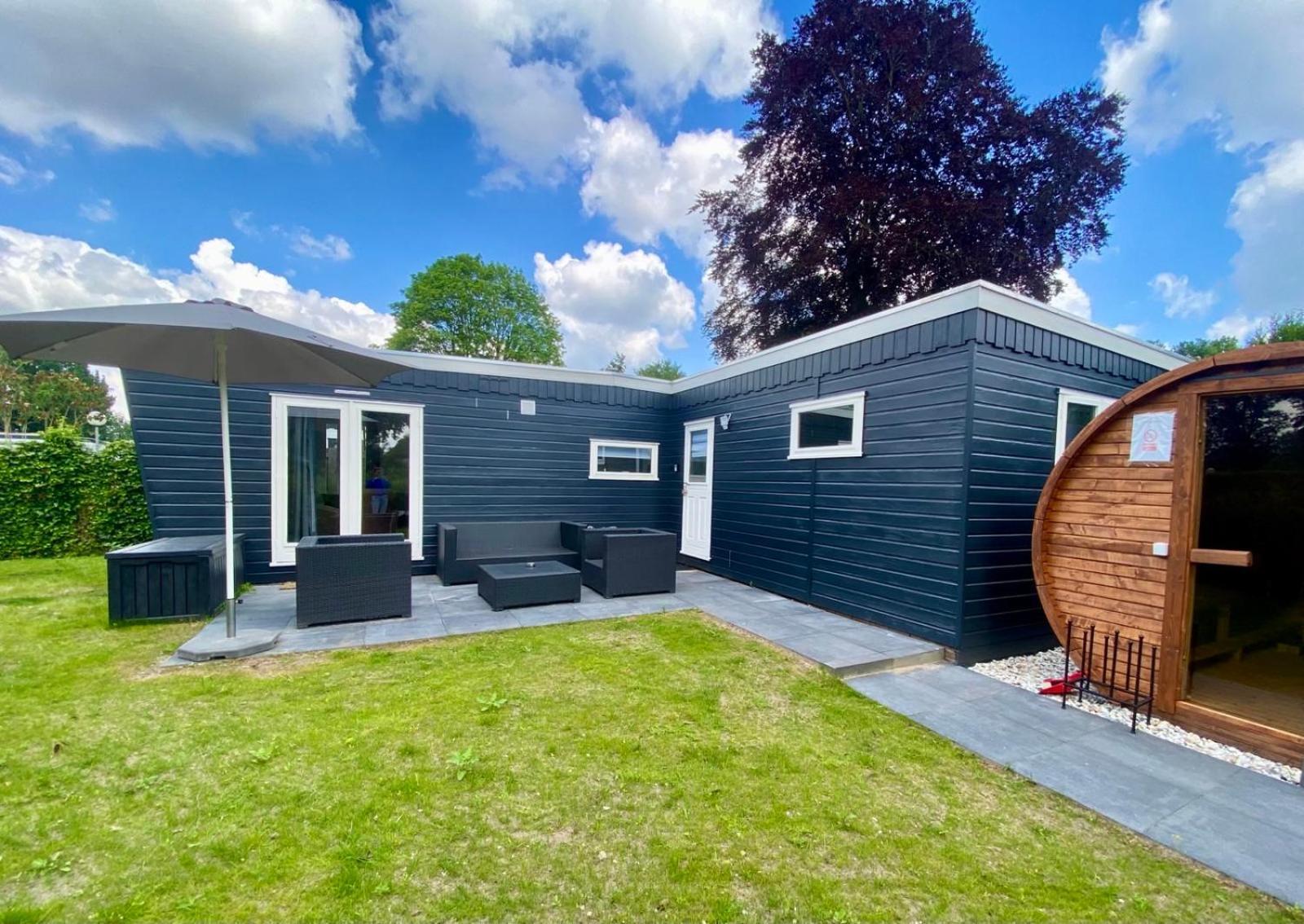 Veluwe Vakanties Chalets With Private Barrel Sauna - With Pool Bar And Restaurant Facilities In The Veluwe National Park Putten Exterior foto