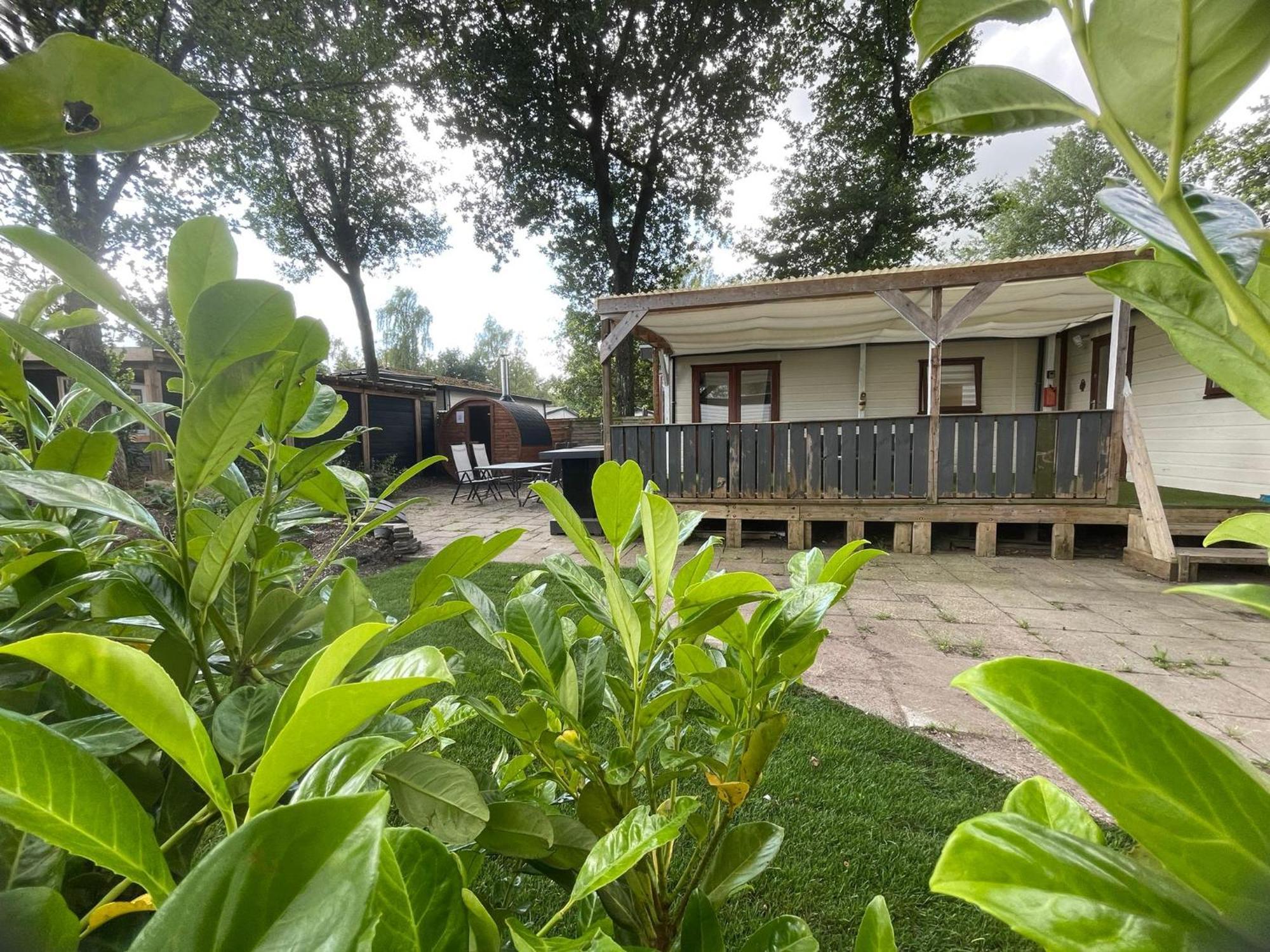 Veluwe Vakanties Chalets With Private Barrel Sauna - With Pool Bar And Restaurant Facilities In The Veluwe National Park Putten Exterior foto